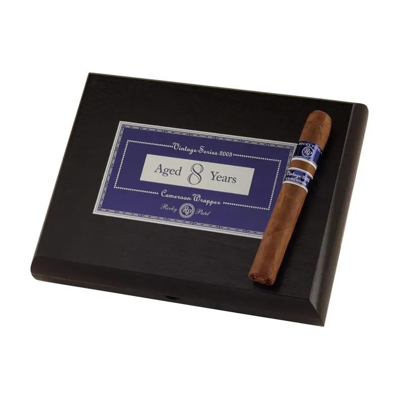 Rocky Patel - Vintage 2003 Cameroon Robusto